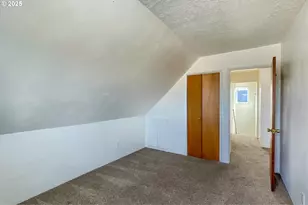 1307 3rd St, Tillamook, OR 97141 - Photo 33