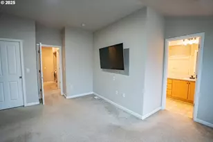 10910 SW Huntington Ave, Tigard, OR 97223 - Photo 15