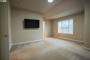 10910 SW Huntington Ave, Tigard, OR 97223 - Photo 13