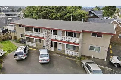 461 S Downing St, Seaside, OR 97138 - Photo 1