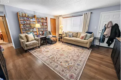 461 S Downing St, Seaside, OR 97138 - Photo 5