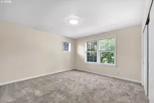 3471 Lakeside Dr, Eugene, OR 97401 - Photo 35