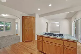 3471 Lakeside Dr, Eugene, OR 97401 - Photo 23