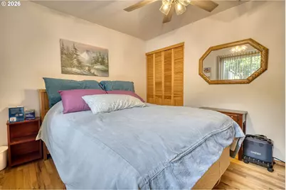 9736 N Clarendon Ave, Portland, OR 97203 - Photo 17