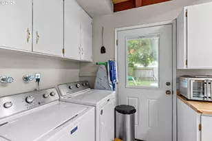 3550 Verbena Dr, Eugene, OR 97404 - Photo 13