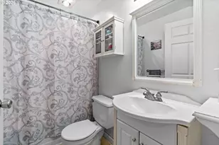 3550 Verbena Dr, Eugene, OR 97404 - Photo 13