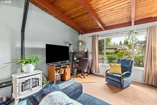 3550 Verbena Dr, Eugene, OR 97404 - Photo 7