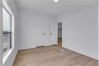 8261 SE Iris St, Milwaukie, OR 97267 - Photo 25