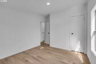 8261 SE Iris St, Milwaukie, OR 97267 - Photo 23