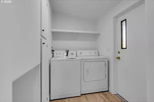 8261 SE Iris St, Milwaukie, OR 97267 - Photo 21