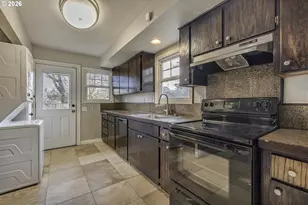 8504 N Foss Ave, Portland, OR 97203 - Photo 15