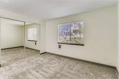 650 SW Meadow Dr #106, Beaverton, OR 97006 - Photo 17