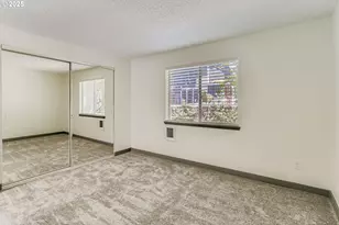 650 SW Meadow Dr, Beaverton, OR 97006 - Photo 17