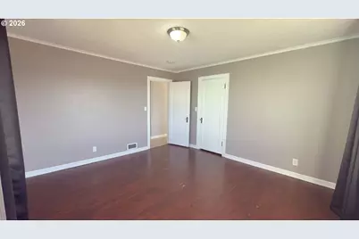 627 W Marine Dr, Astoria, OR 97103 - Photo 7