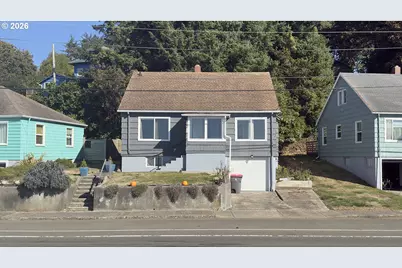 627 W Marine Dr, Astoria, OR 97103 - Photo 1