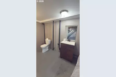 627 W Marine Dr, Astoria, OR 97103 - Photo 21