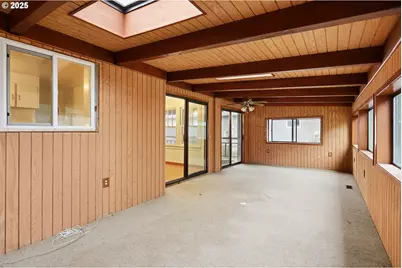 604 Bluff Ave, Klickitat, WA 98628 - Photo 11