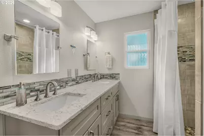 6904 NE 70th St, Vancouver, WA 98661 - Photo 13