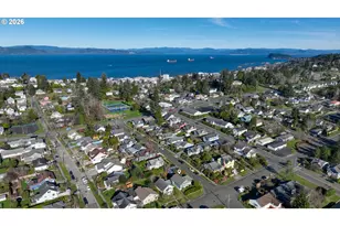 1495 6th St, Astoria, OR 97103 - Photo 3