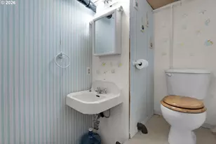 1495 6th St, Astoria, OR 97103 - Photo 35