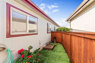 4055 Royal Ave, Eugene, OR 97402 - Photo 31