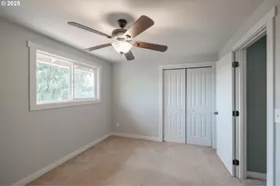 330 Patricia Dr, Gladstone, OR 97027 - Photo 31