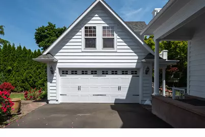809 NE Evans St, McMinnville, OR 97128 - Photo 17