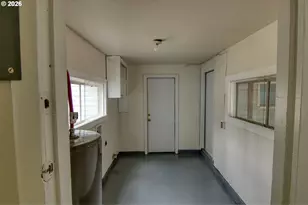 1606 SE 148th Ave, Portland, OR 97233 - Photo 19