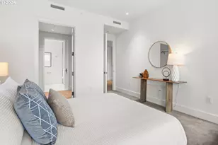 550 SW 10th Ave, Portland, OR 97205 - Photo 29