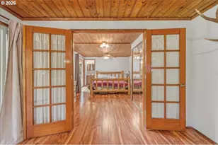 15116 Creek View Ln, Vernonia, OR 97064 - Photo 17