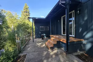 1800 Lakewood Ct, Eugene, OR 97402 - Photo 23