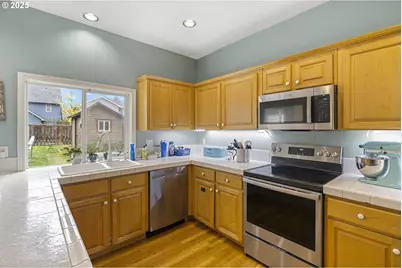 1536 NE Parkside Dr, Hillsboro, OR 97124 - Photo 13