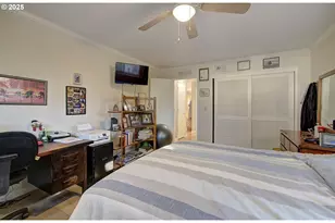 14842 NE Rose Pkwy, Portland, OR 97230 - Photo 15