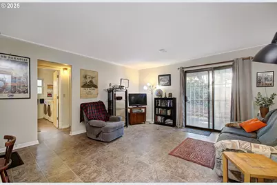 14842 NE Rose Pkwy, Portland, OR 97230 - Photo 17