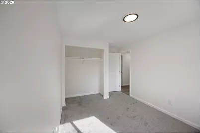5017 NE Emerson Ct, Portland, OR 97218 - Photo 15