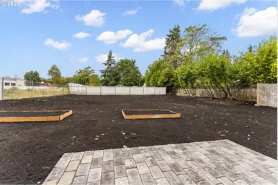 2333 SE 124th Ave, Portland, OR 97233 - Photo 17