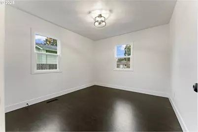 2333 SE 124th Ave, Portland, OR 97233 - Photo 13