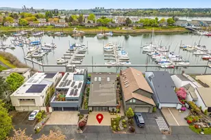 345 N Lotus Beach Dr, Portland, OR 97035 - Photo 3