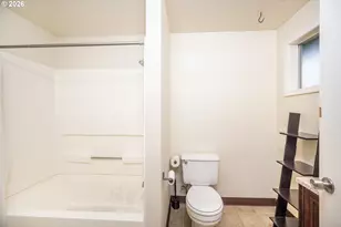 425 Autumn Ave, Eugene, OR 97404 - Photo 15