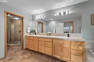 514 NE 49th Ave, Hillsboro, OR 97124 - Photo 23