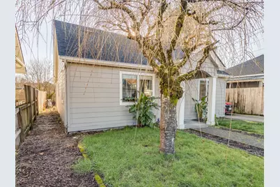 65 Shintaffer St, Castle Rock, WA 98611 - Photo 3