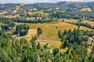 311 CloverLeaf St, Roseburg, OR 97471 - Photo 47