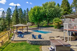 311 CloverLeaf St, Roseburg, OR 97471 - Photo 5