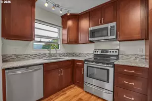 2012 E 33rd St, Vancouver, WA 98663 - Photo 7