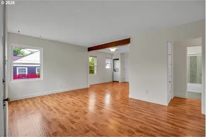 2012 E 33rd St, Vancouver, WA 98663 - Photo 3