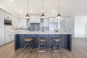 19350 NE Trunk Rd, Dundee, OR 97115 - Photo 9