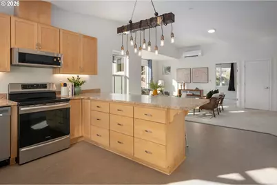 172 Oakleigh Ln #221, Eugene, OR 97404 - Photo 11