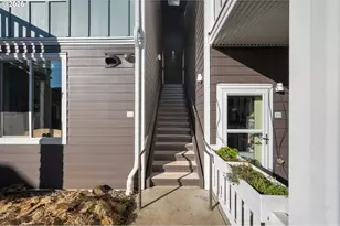 172 Oakleigh Ln, Eugene, OR 97404 - Photo 3