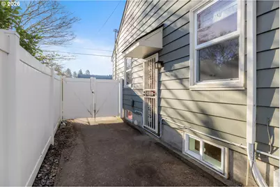 4231 SE Long St, Portland, OR 97206 - Photo 37