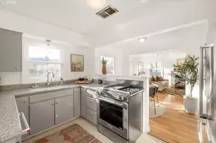 4231 SE Long St, Portland, OR 97206 - Photo 9